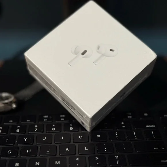 Apple AirPods Pro 2nd Gen with USB-C MagSafe Case